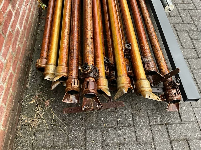 Irrigation equipment (18x) - afbeelding 3 van  9