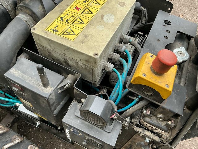 Irus delltrac delta 6540 rupsbandtrekker - afbeelding 15 van  26