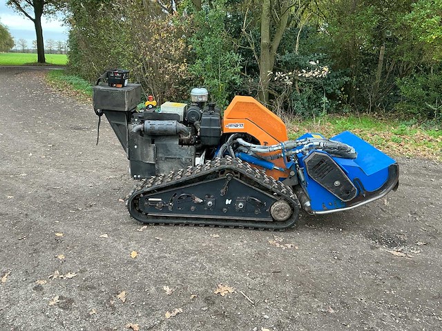 Irus delltrac delta 6540 rupsbandtrekker - afbeelding 21 van  26