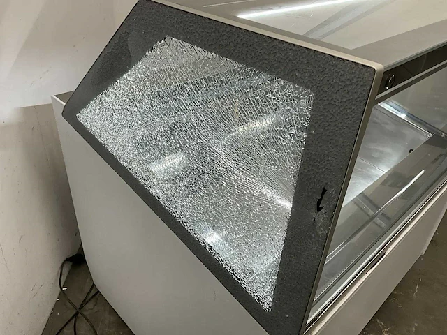 Isa - gel pro millenium st 120 - isa schepijsvitrine - afbeelding 14 van  15