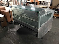 Isa - schepijs vitrine - afbeelding 1 van  5