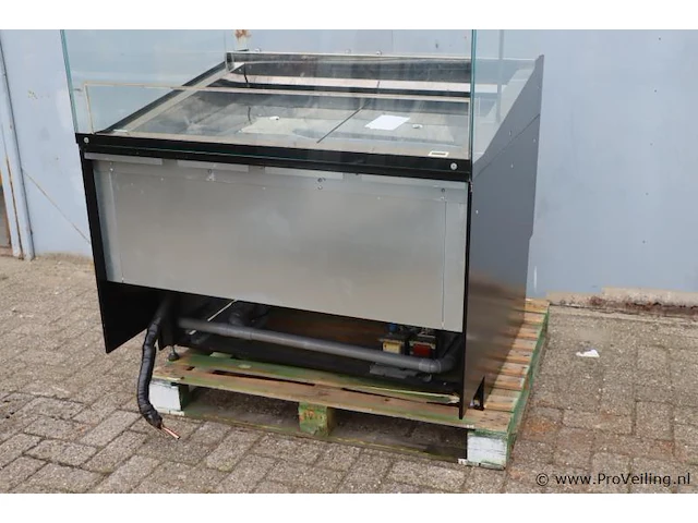 Isa italy ijsvitrine model vetrinati kelly zonder koelmotor - afbeelding 1 van  9