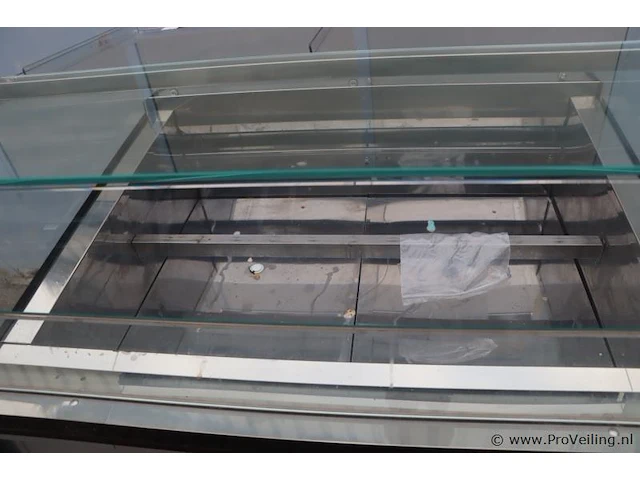 Isa italy ijsvitrine model vetrinati kelly zonder koelmotor - afbeelding 4 van  9