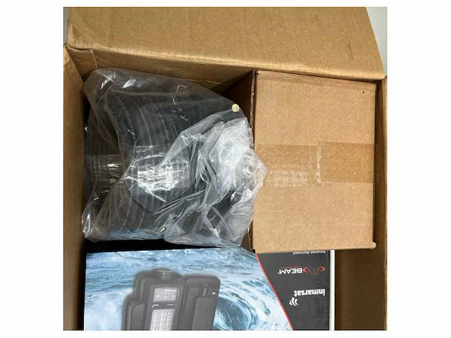 Isatdock2 marine anti-piracy sos satellite communication system - afbeelding 2 van  8