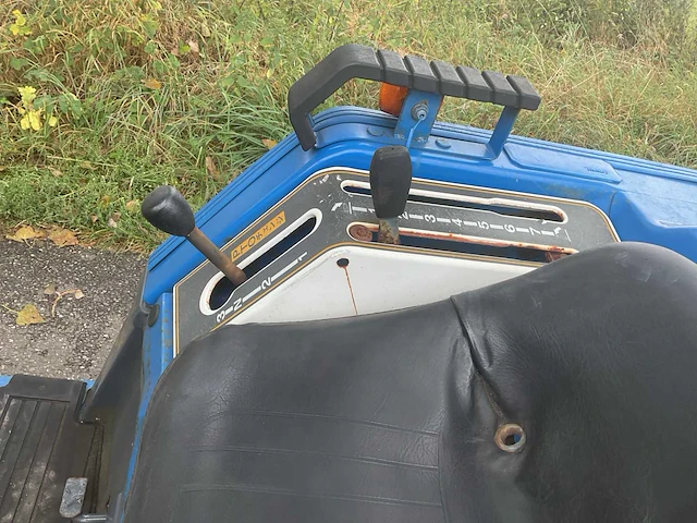 Iseki 150 minitractor - afbeelding 13 van  13