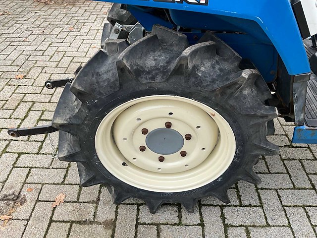 Iseki 170 landhope compacttractor - afbeelding 11 van  20