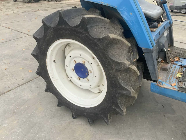 Iseki 240 landhope minitractor - afbeelding 13 van  28