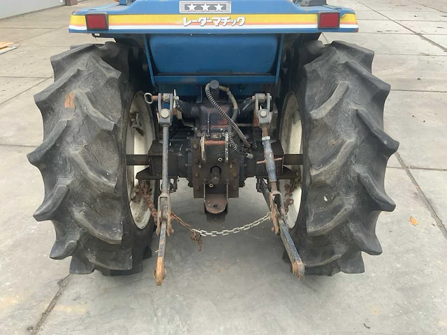 Iseki 240 landhope minitractor - afbeelding 24 van  28