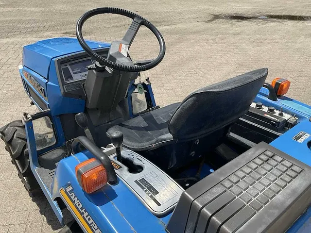 Iseki landhope 157 minitractor - afbeelding 14 van  15