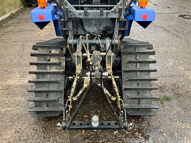 Iseki piccoro tpc 153 minitractor met rupsbanden - afbeelding 15 van  29