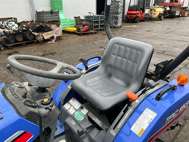 Iseki piccoro tpc 153 minitractor met rupsbanden - afbeelding 27 van  29