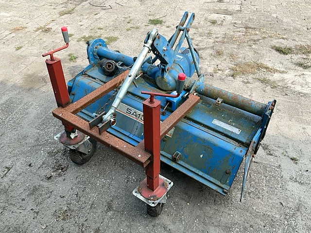 Iseki sa1360 grondfrees minitractor - afbeelding 20 van  24