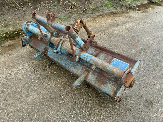 Iseki sr1310pcd grondfrees - afbeelding 4 van  5