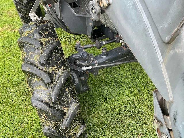 Iseki tf53f - 4wd minitractor met voorlader - afbeelding 18 van  36