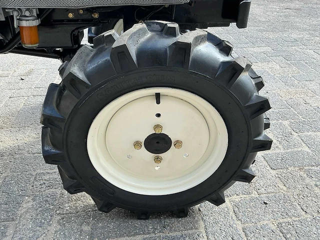 Iseki tm17 minitractor - afbeelding 11 van  25