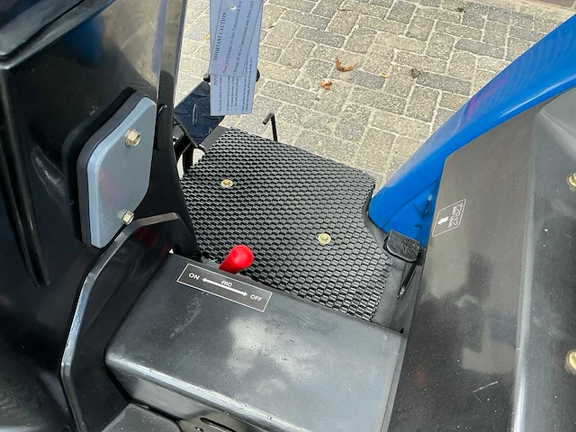 Iseki tm17 minitractor - afbeelding 2 van  26