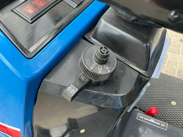 Iseki tm17 minitractor - afbeelding 5 van  26