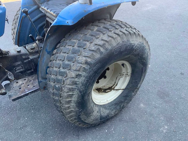 Iseki ts1610 minitractor - afbeelding 6 van  21