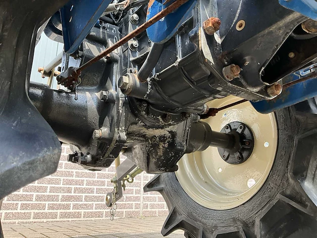 Iseki tu1400 minitractor - afbeelding 24 van  34