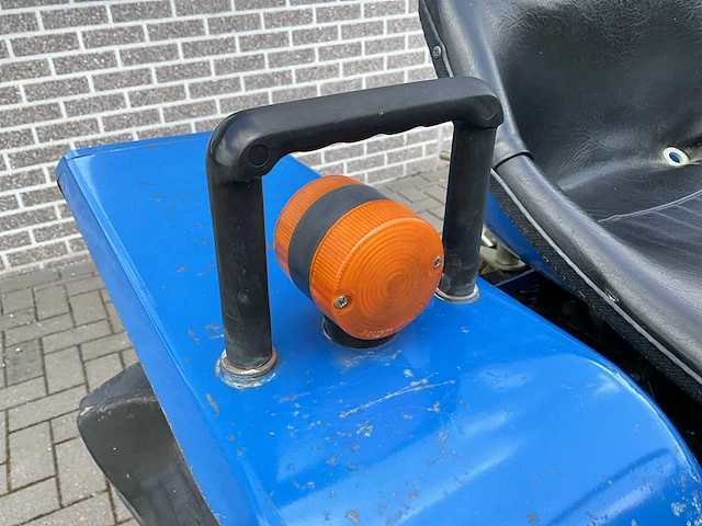 Iseki tu1400 minitractor - afbeelding 25 van  34