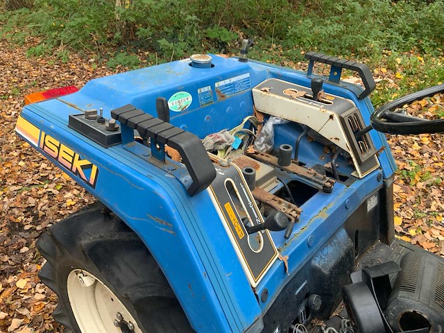 Iseki tu150f minitractor - afbeelding 2 van  16