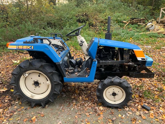 Iseki tu150f minitractor - afbeelding 10 van  16