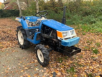 Iseki tu150f minitractor - afbeelding 9 van  16
