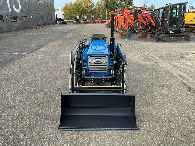 Iseki tu1600 4wd minitractor met voorlader - afbeelding 2 van  25