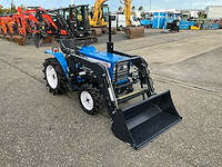 Iseki tu1600 4wd minitractor met voorlader - afbeelding 25 van  25