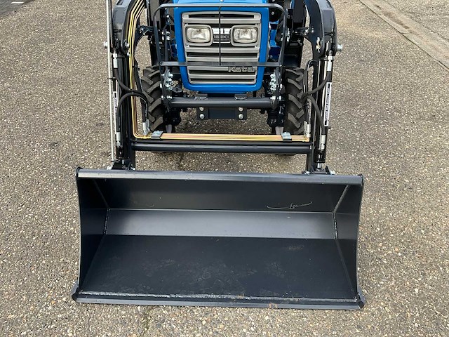 Iseki tu1600 4wd minitractor met voorlader - afbeelding 8 van  25