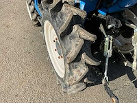Iseki tu165f 4x4 smalspoor- en compacttractor - afbeelding 17 van  21