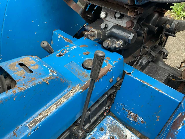 Iseki tu1700 compacttractor - afbeelding 5 van  22