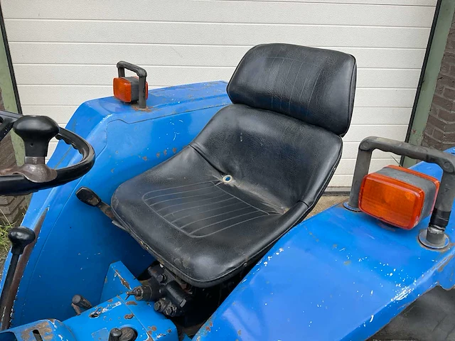 Iseki tu1700 compacttractor - afbeelding 22 van  22