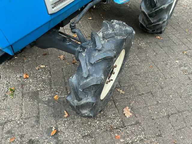 Iseki tu1900 minitractor - afbeelding 6 van  15