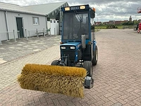 Iseki tx 2160 4wd minitractor - afbeelding 2 van  23