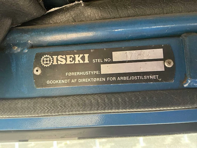 Iseki tx 2160 4wd minitractor - afbeelding 16 van  23