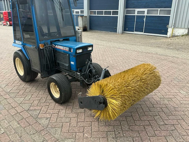 Iseki tx 2160 4wd minitractor - afbeelding 22 van  23