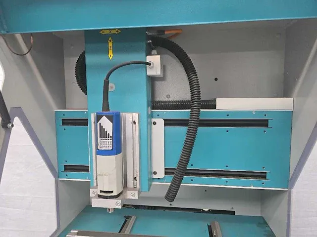 Isel - cpm 4030 - cnc freesmachine - 1998 - afbeelding 10 van  20