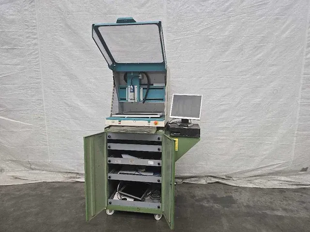 Isel - cpm 4030 - cnc freesmachine - 1998 - afbeelding 1 van  20