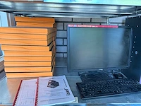 Isel icp 4030 cnc freesmachine + voorraad steunzool halffabrikaat v.v. pneumatische luchtafzuigingsklep, machinetafel en stelling - afbeelding 13 van  25