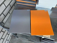 Isel icp 4030 cnc freesmachine + voorraad steunzool halffabrikaat v.v. pneumatische luchtafzuigingsklep, machinetafel en stelling - afbeelding 15 van  25