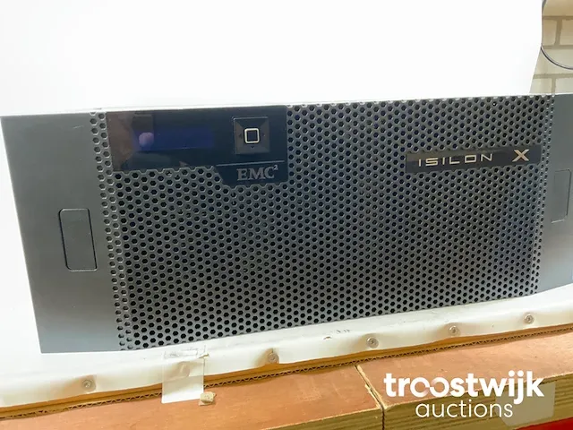 Isilon x410 x-series, 2x xeon(r) e5-2640 v2, 16x 16 gb ram, 35x 4 tb sata (st4000nm0033-9zm170) network attached storage server - afbeelding 2 van  6