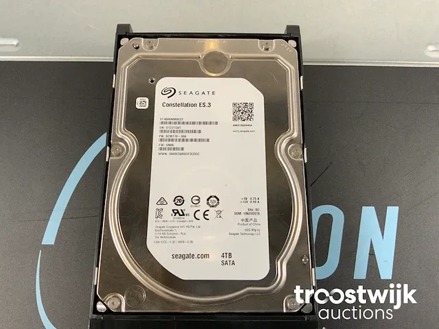 Isilon x410 x-series, 2x xeon(r) e5-2640 v2, 16x 16 gb ram, 35x 4 tb sata (st4000nm0033-9zm170) network attached storage server - afbeelding 4 van  6