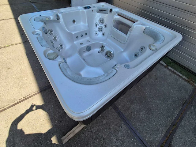 Island balboa 7 persoons amerikaans jacuzzi en buitenspa - afbeelding 3 van  19