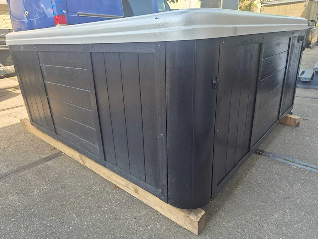 Island balboa 7 persoons amerikaans jacuzzi en buitenspa - afbeelding 10 van  19