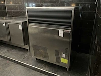 Isofrost ijsblokjesmachine - afbeelding 1 van  4