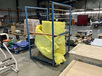 Isolatie materiaal met pallet - afbeelding 1 van  5