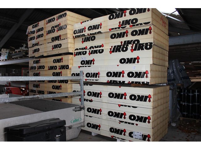 Isolatieplaten iko alu 140 mm. 240 x 120 cm. 15 pakken a 8,64 m2. - afbeelding 1 van  5