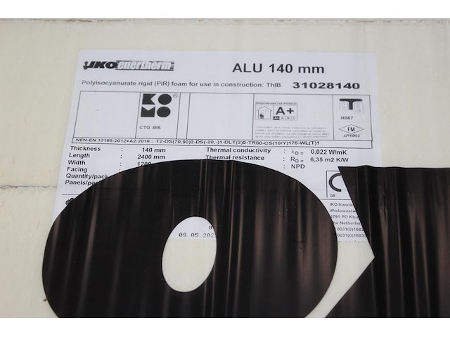 Isolatieplaten iko alu 140 mm. 240 x 120 cm. 15 pakken a 8,64 m2. - afbeelding 3 van  5