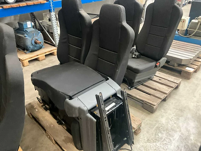 Isri mercedes stoelen (9x) - afbeelding 6 van  7